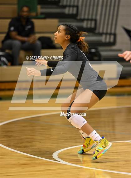 Thumbnail 1 in Kell vs. McIntosh (GHSA 5A Semifinal) photogallery.