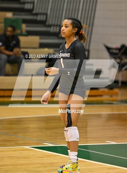 Thumbnail 2 in Kell vs. McIntosh (GHSA 5A Semifinal) photogallery.