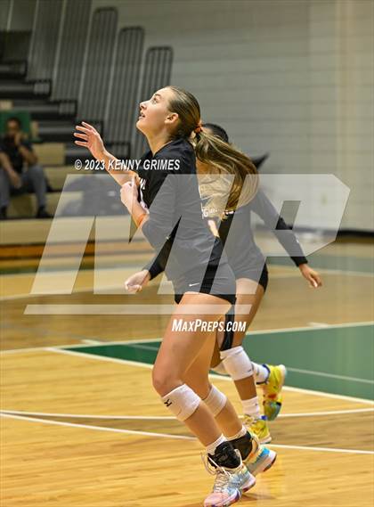 Thumbnail 1 in Kell vs. McIntosh (GHSA 5A Semifinal) photogallery.