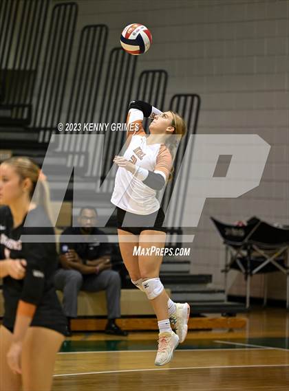 Thumbnail 3 in Kell vs. McIntosh (GHSA 5A Semifinal) photogallery.