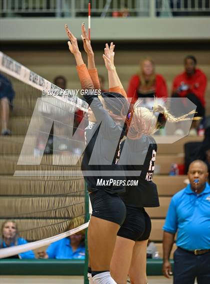 Thumbnail 3 in Kell vs. McIntosh (GHSA 5A Semifinal) photogallery.