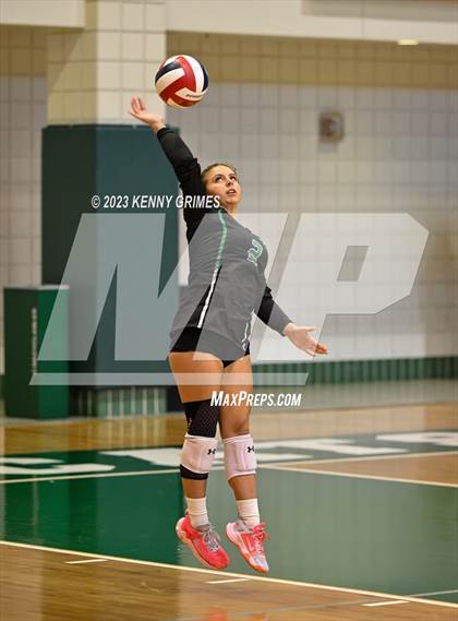 Thumbnail 1 in Kell vs. McIntosh (GHSA 5A Semifinal) photogallery.