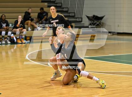 Thumbnail 2 in Kell vs. McIntosh (GHSA 5A Semifinal) photogallery.