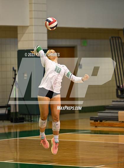 Thumbnail 3 in Kell vs. McIntosh (GHSA 5A Semifinal) photogallery.