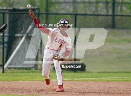 Thumbnail 1 in Hillsboro @ Life Waxahachie photogallery.