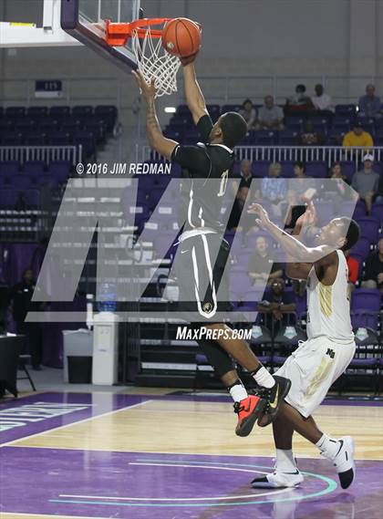 Thumbnail 2 in Hudson Catholic vs. Neumann-Goretti (City of Palms Classic) photogallery.