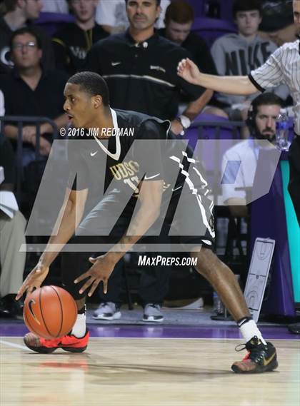 Thumbnail 3 in Hudson Catholic vs. Neumann-Goretti (City of Palms Classic) photogallery.