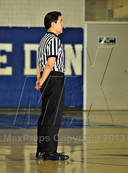 Thumbnail 2 in Sierra Pacific @ Cathedral City (MaxPreps Holiday Classic) photogallery.
