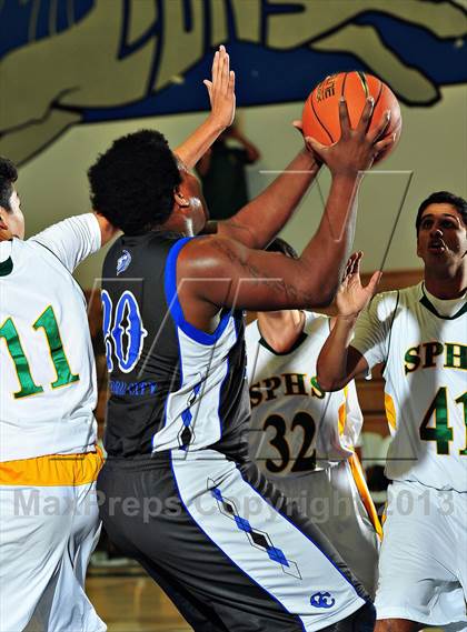 Thumbnail 3 in Sierra Pacific @ Cathedral City (MaxPreps Holiday Classic) photogallery.