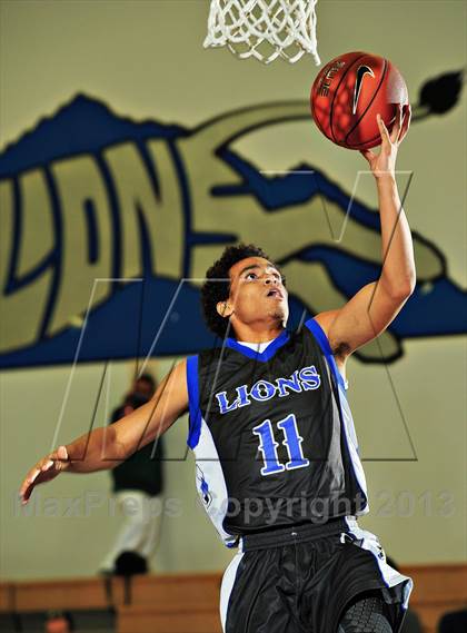 Thumbnail 2 in Sierra Pacific @ Cathedral City (MaxPreps Holiday Classic) photogallery.