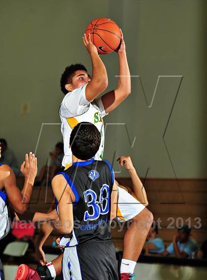 Thumbnail 2 in Sierra Pacific @ Cathedral City (MaxPreps Holiday Classic) photogallery.