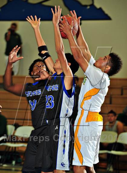 Thumbnail 1 in Sierra Pacific @ Cathedral City (MaxPreps Holiday Classic) photogallery.