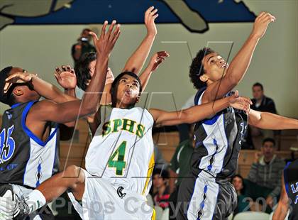 Thumbnail 3 in Sierra Pacific @ Cathedral City (MaxPreps Holiday Classic) photogallery.