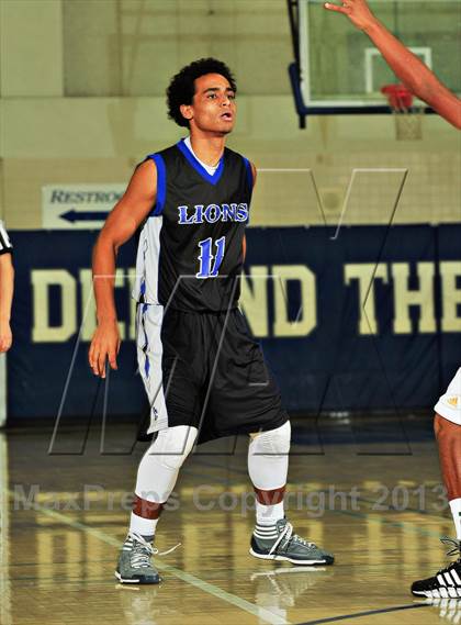Thumbnail 2 in Sierra Pacific @ Cathedral City (MaxPreps Holiday Classic) photogallery.