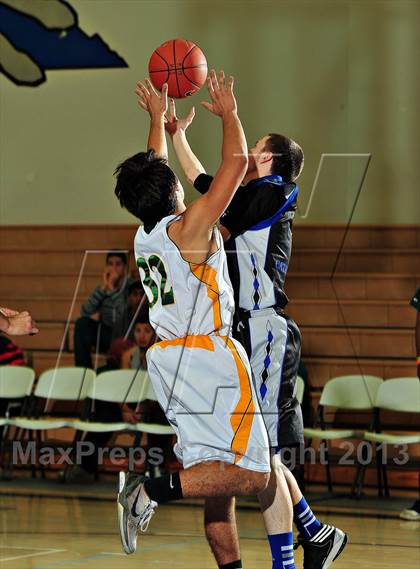Thumbnail 3 in Sierra Pacific @ Cathedral City (MaxPreps Holiday Classic) photogallery.