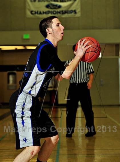 Thumbnail 2 in Sierra Pacific @ Cathedral City (MaxPreps Holiday Classic) photogallery.
