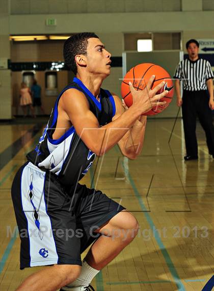 Thumbnail 1 in Sierra Pacific @ Cathedral City (MaxPreps Holiday Classic) photogallery.