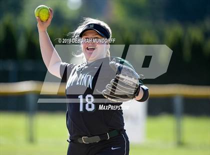 Thumbnail 3 in West Linn @ Sheldon (OSAA 6A Round 1 Playoff) photogallery.
