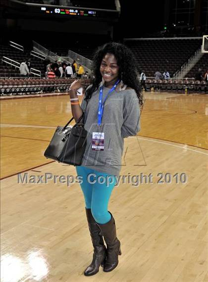 Thumbnail 1 in Westchester vs. Mater Dei (CIF D1 SoCal Final) photogallery.
