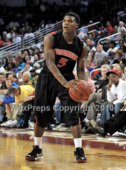 Thumbnail 2 in Westchester vs. Mater Dei (CIF D1 SoCal Final) photogallery.