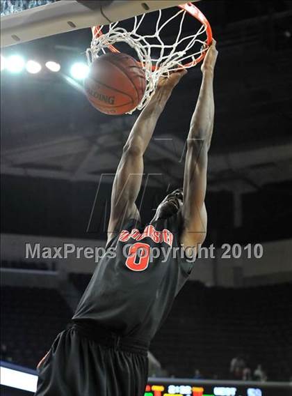 Thumbnail 2 in Westchester vs. Mater Dei (CIF D1 SoCal Final) photogallery.