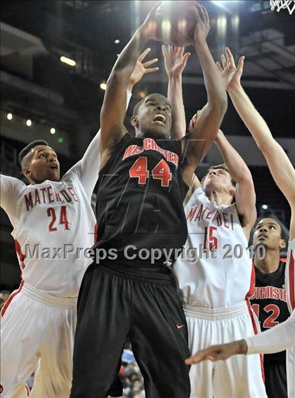 Thumbnail 3 in Westchester vs. Mater Dei (CIF D1 SoCal Final) photogallery.