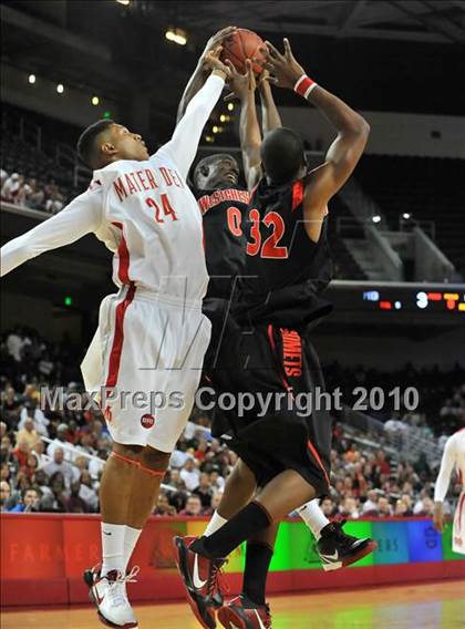 Thumbnail 1 in Westchester vs. Mater Dei (CIF D1 SoCal Final) photogallery.