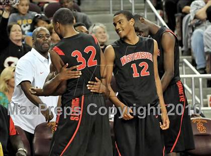 Thumbnail 2 in Westchester vs. Mater Dei (CIF D1 SoCal Final) photogallery.