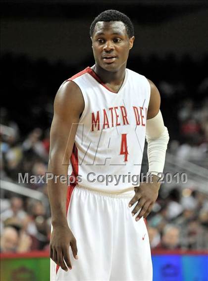 Thumbnail 2 in Westchester vs. Mater Dei (CIF D1 SoCal Final) photogallery.