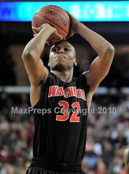 Thumbnail 2 in Westchester vs. Mater Dei (CIF D1 SoCal Final) photogallery.