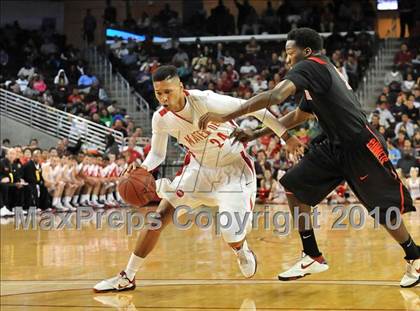 Thumbnail 2 in Westchester vs. Mater Dei (CIF D1 SoCal Final) photogallery.