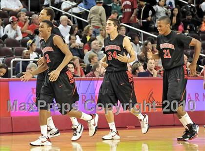 Thumbnail 2 in Westchester vs. Mater Dei (CIF D1 SoCal Final) photogallery.
