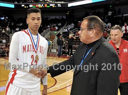 Thumbnail 1 in Westchester vs. Mater Dei (CIF D1 SoCal Final) photogallery.