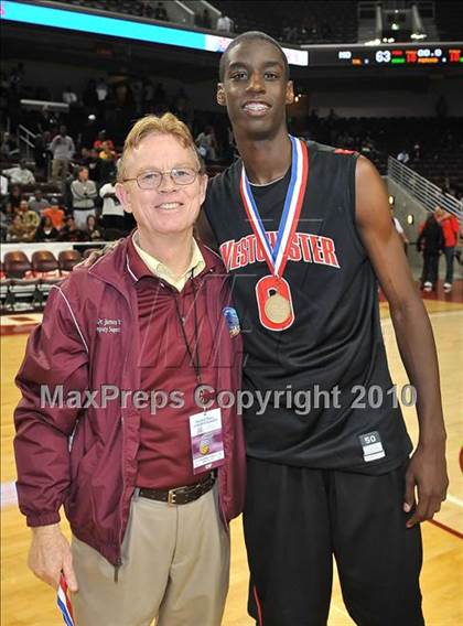 Thumbnail 1 in Westchester vs. Mater Dei (CIF D1 SoCal Final) photogallery.