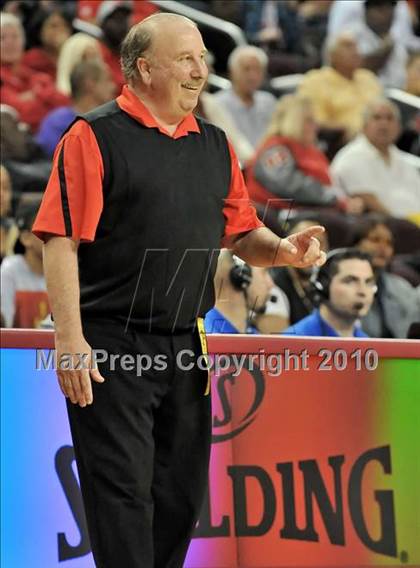 Thumbnail 3 in Westchester vs. Mater Dei (CIF D1 SoCal Final) photogallery.
