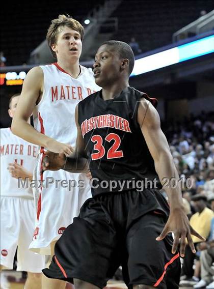 Thumbnail 3 in Westchester vs. Mater Dei (CIF D1 SoCal Final) photogallery.