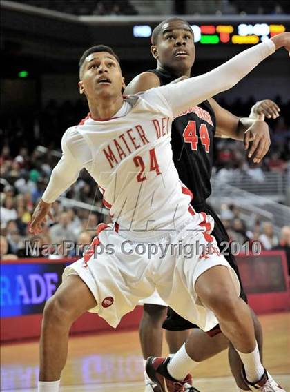 Thumbnail 3 in Westchester vs. Mater Dei (CIF D1 SoCal Final) photogallery.
