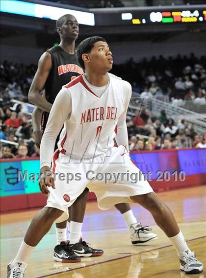 Thumbnail 3 in Westchester vs. Mater Dei (CIF D1 SoCal Final) photogallery.