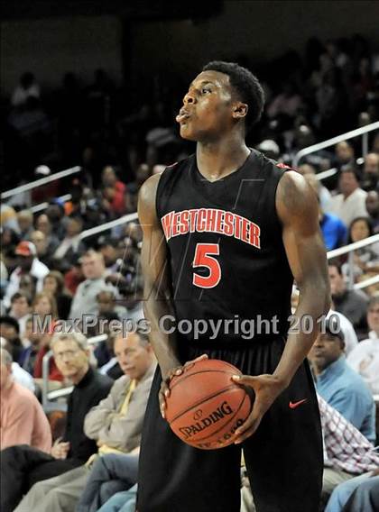 Thumbnail 1 in Westchester vs. Mater Dei (CIF D1 SoCal Final) photogallery.