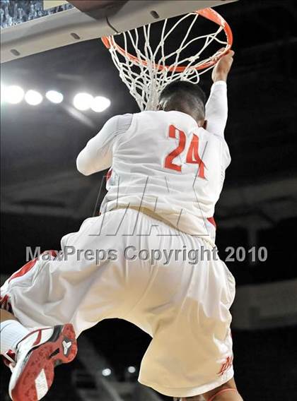 Thumbnail 3 in Westchester vs. Mater Dei (CIF D1 SoCal Final) photogallery.