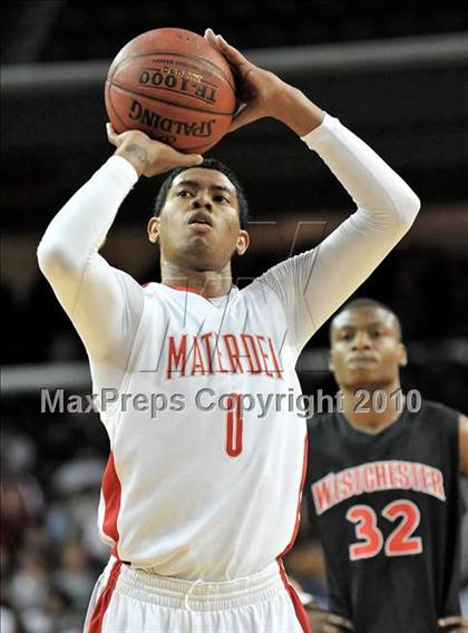 Thumbnail 1 in Westchester vs. Mater Dei (CIF D1 SoCal Final) photogallery.