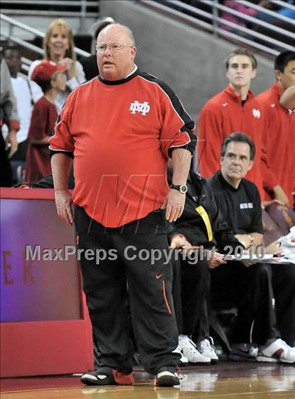 Thumbnail 2 in Westchester vs. Mater Dei (CIF D1 SoCal Final) photogallery.