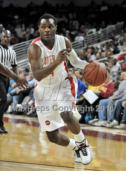 Thumbnail 1 in Westchester vs. Mater Dei (CIF D1 SoCal Final) photogallery.