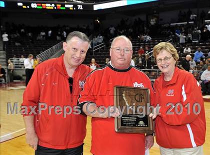 Thumbnail 2 in Westchester vs. Mater Dei (CIF D1 SoCal Final) photogallery.