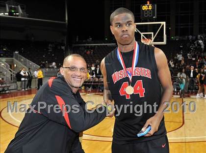 Thumbnail 2 in Westchester vs. Mater Dei (CIF D1 SoCal Final) photogallery.