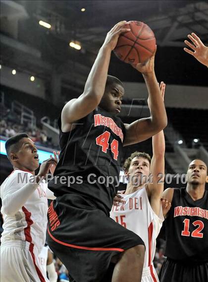 Thumbnail 1 in Westchester vs. Mater Dei (CIF D1 SoCal Final) photogallery.