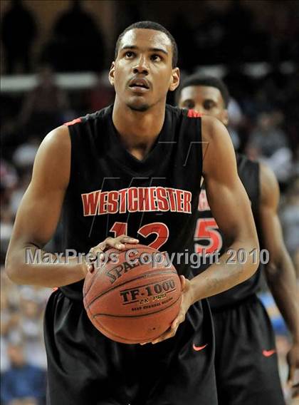 Thumbnail 3 in Westchester vs. Mater Dei (CIF D1 SoCal Final) photogallery.