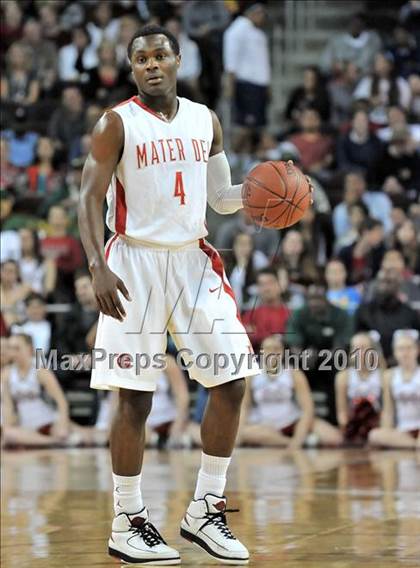 Thumbnail 2 in Westchester vs. Mater Dei (CIF D1 SoCal Final) photogallery.