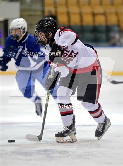 Thumbnail 2 in West Essex vs Westfield photogallery.