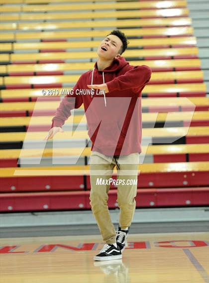 Thumbnail 1 in Mater Dei Dance Classic (Jazz Solo) photogallery.